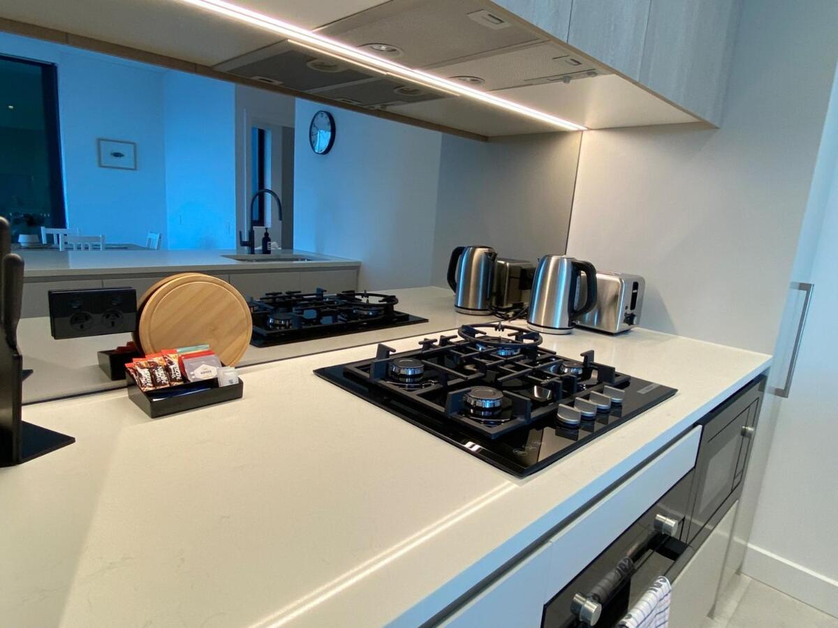Kozyguru Rhodes Modern 2bed Parking& Views * Sydney